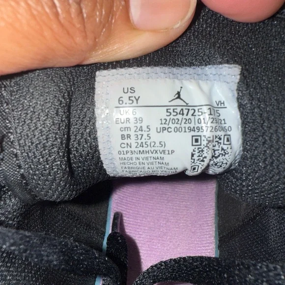 Jordan Kids Sneakers in Black, White, and Green - Picture 8 of 10